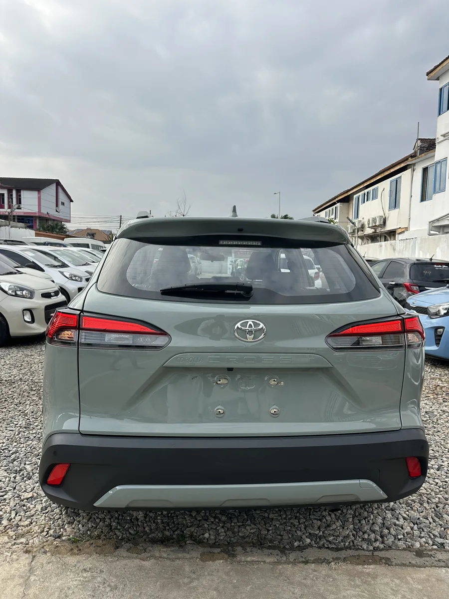 2022 Toyota Corolla Cross - View 4