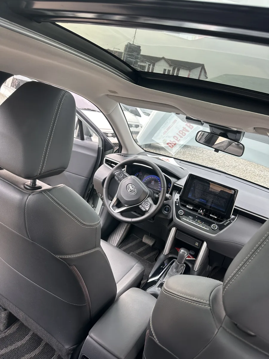 2022 Toyota Corolla Cross - View 5