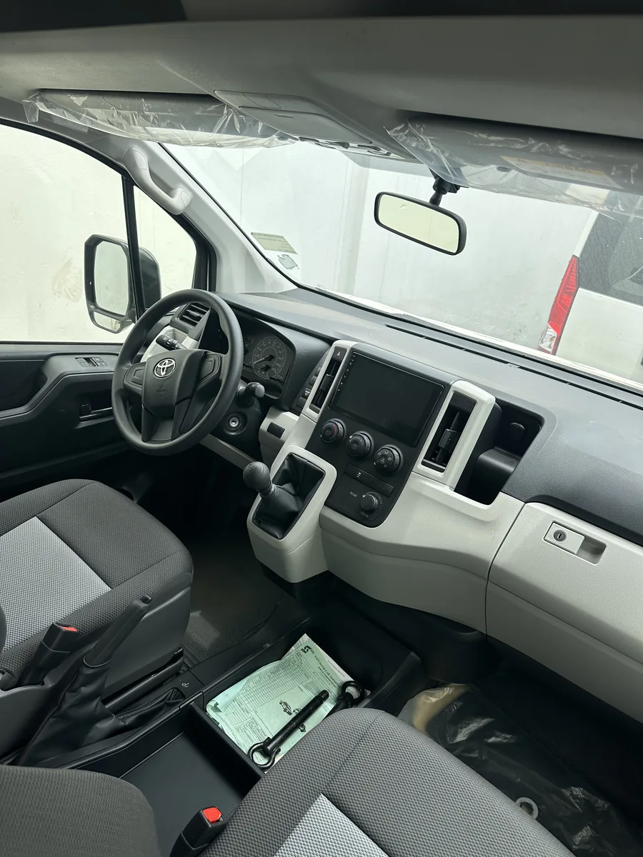 2026 Toyota Hiace - View 5